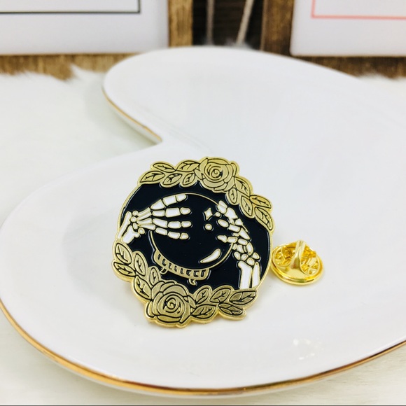 Only ships with $15 orders. Skeleton Hands & Crystal Ball Reading - Picture 3 of 5